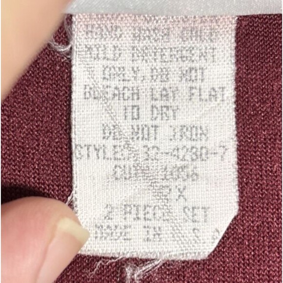 Vintage Sweet Blondie Women’s Size 2X Blouse 70s Inspired Retro Velvet Holiday - Picture 7 of 14